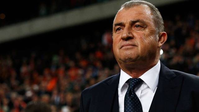 Fatih Terim'e tazminat şoku!