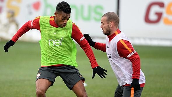 Sneijder'a yol göründü