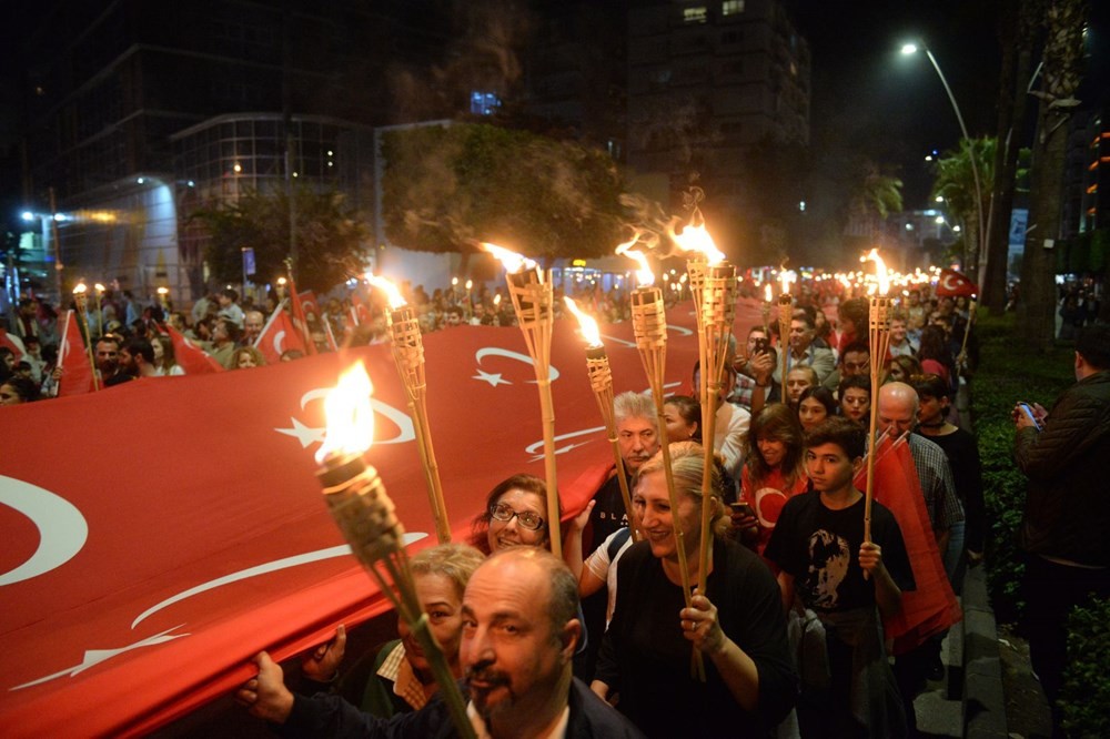 29 Ekim tüm yurtta coşkuyla kutlandı