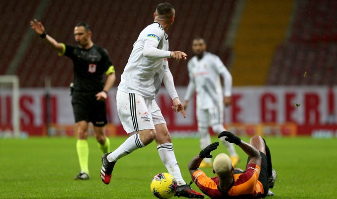 Galatasaray-Beşiktaş derbisinden önemli anlar