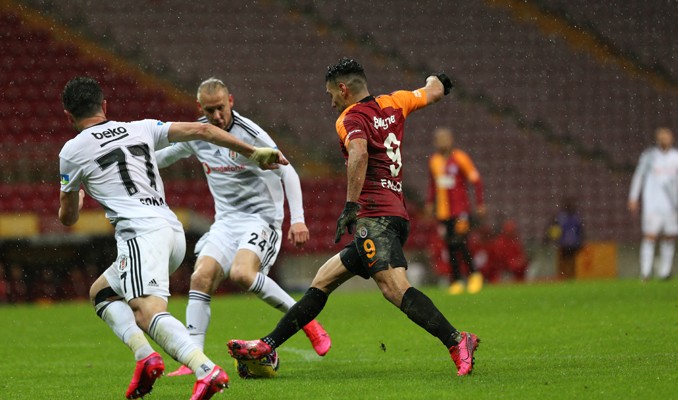 Galatasaray-Beşiktaş derbisinden önemli anlar