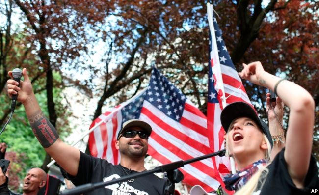 Polise tam destek! Trump itirazlara rağmen Kenosha'da