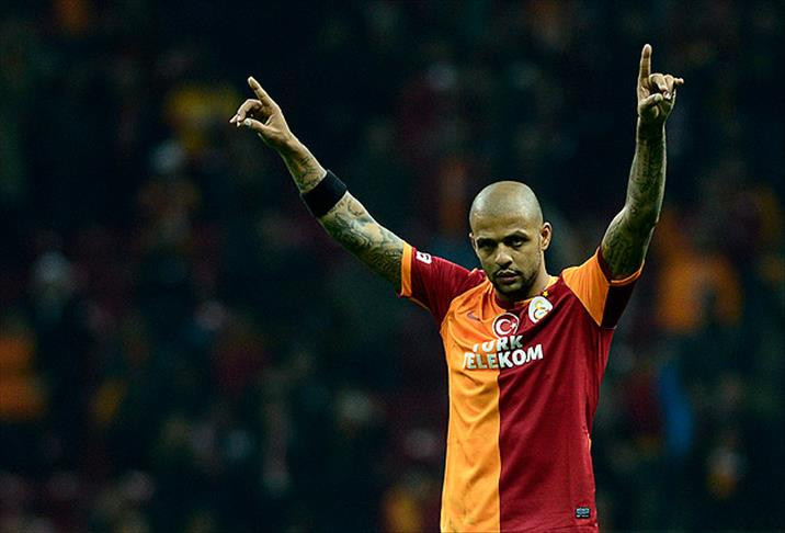 Alex ve Melo'dan alkışlanacak hareket! Depremzedeler için futbol maçı