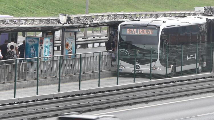 Kredi kartıyla yolculuk cep yakıyor: Metrobüs 60 TL, otobüs 30 TL